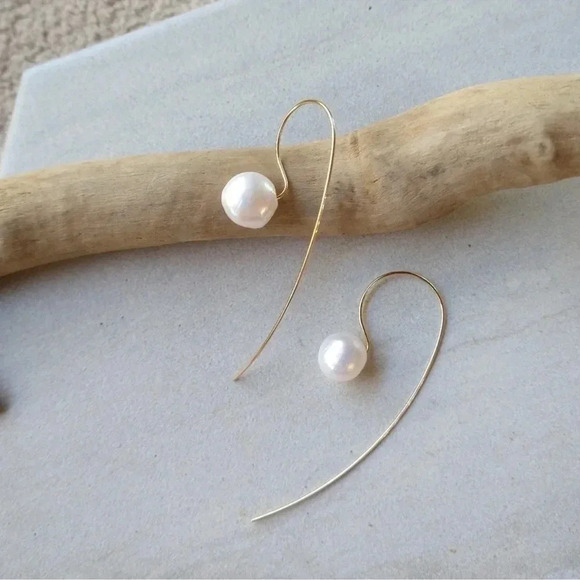 2 LEFT! Pearl Threader Earrings Gold Natural Baroque - Picture 7 of 13